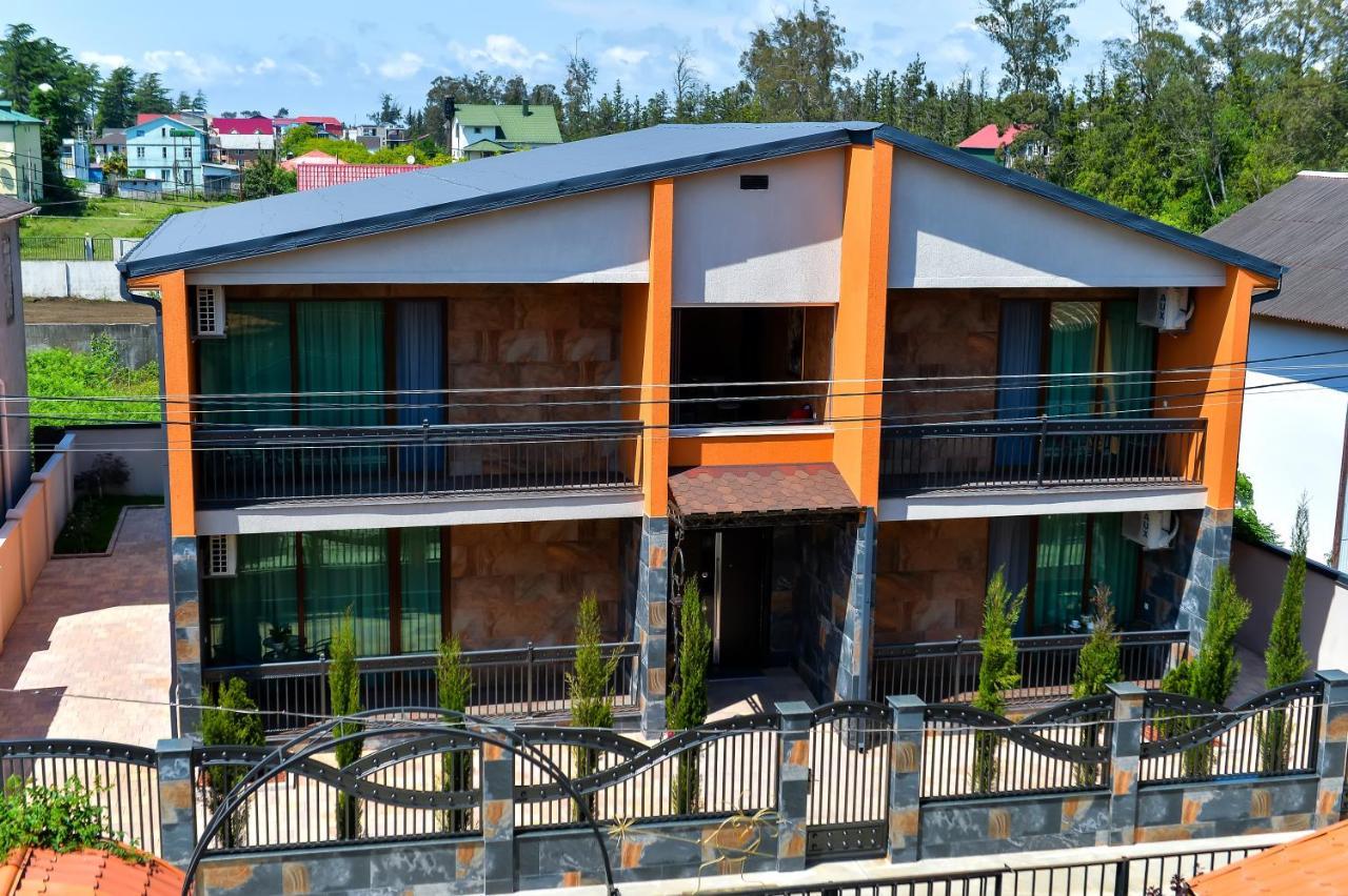 Lions Apartment Уреки Экстерьер фото
