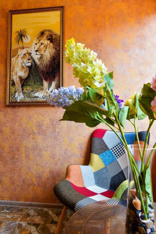 Lions Apartment Уреки Экстерьер фото